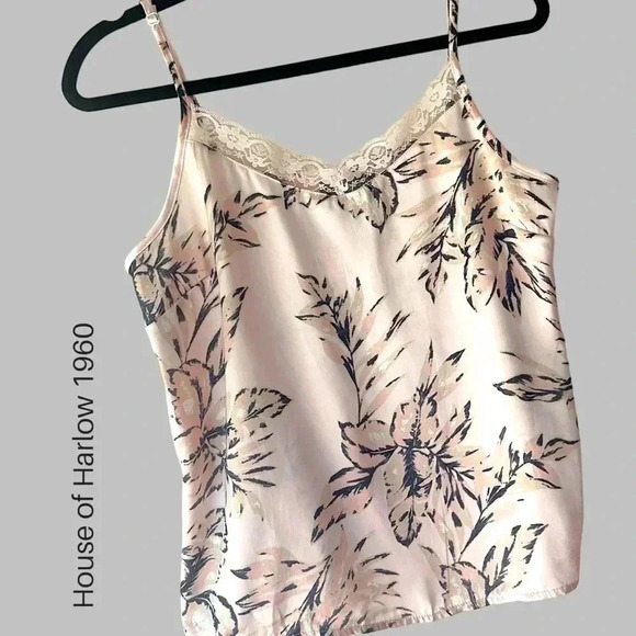 HOUSE OF HARLOW 1960 | NWOT | FLORAL CAMISOLE PINK GRAY | SIZE: MEDIUM - Picture 1 of 5
